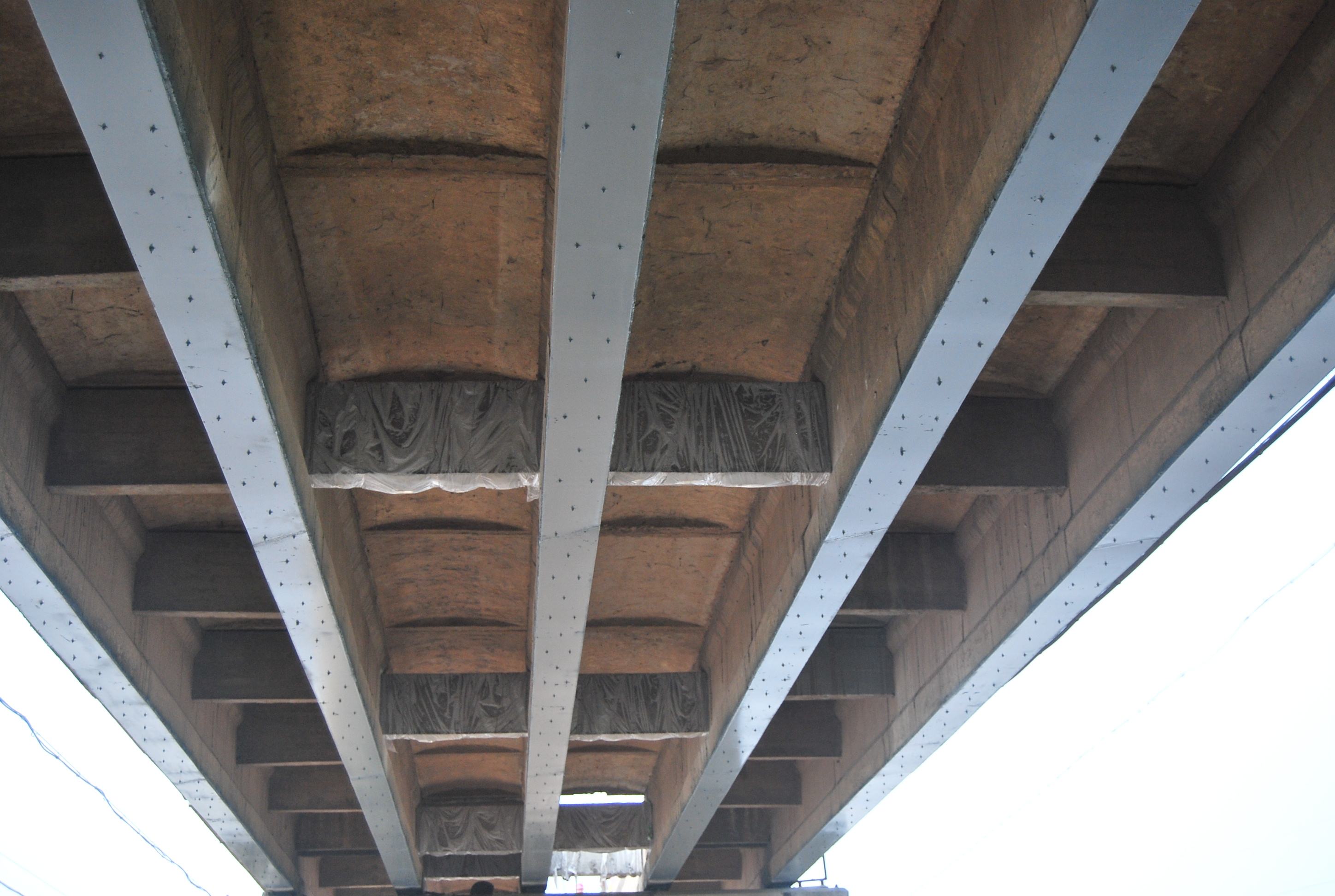 粘貼鋼板加固的特點(diǎn) 粘貼鋼板加固的特點(diǎn)